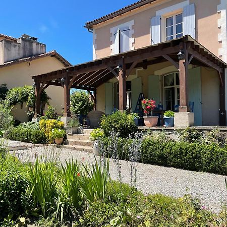 Maison d'hôtes La Grange Terrou à Saint-Germain-de-Confolens Extérieur photo