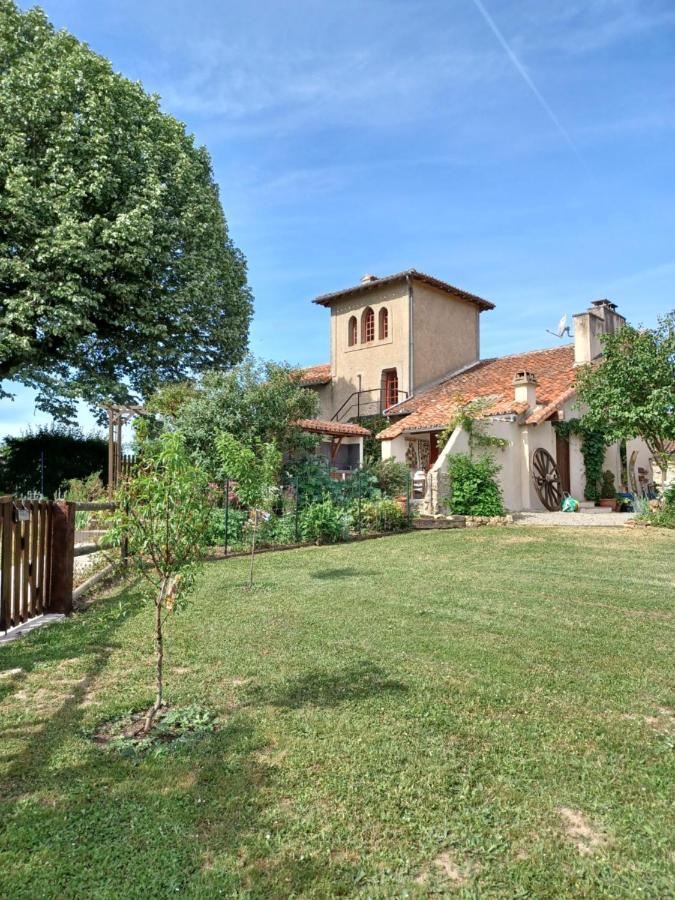 Maison d'hôtes La Grange Terrou à Saint-Germain-de-Confolens Extérieur photo